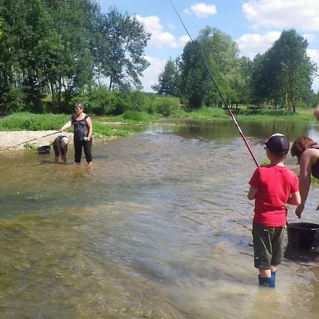 Vakantiehuis Le Scailleteux - De Charme Cloture, Acces A La Riviere Fauvillers